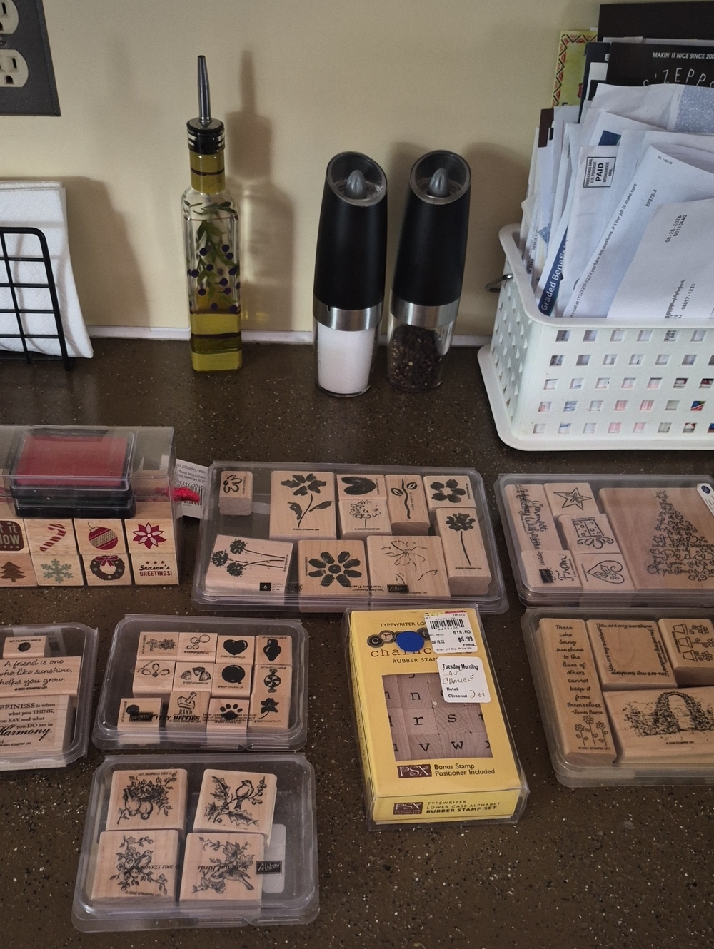 Wooden Craft Rubber Stamp Set - Assorted Floral and Holiday Designs